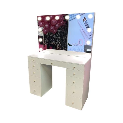 toaletka-do-makijażu-lustro-do-wizażu-orodesign